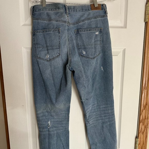 American Eagle -(AE) Distressed Skinny Jeans, Size 6 - Picture 2 of 2